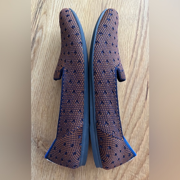 Rothy's Brown and Blue washable shoes and the insole comes out.LIKE NEW! - Picture 6 of 8